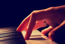 股市杠杆怎么操作:手机炒股好用的选哪款-纪念中国人民抗日战争暨世界反法西斯战争胜利80周年大会隆重举行 习近平发表重要讲话并检阅部队